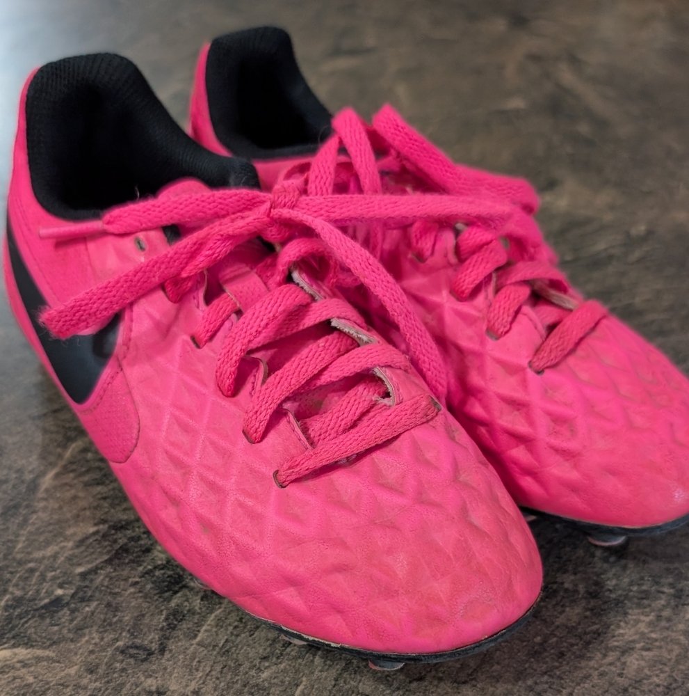 Nike Little Girls Size 12 Pink Cleats